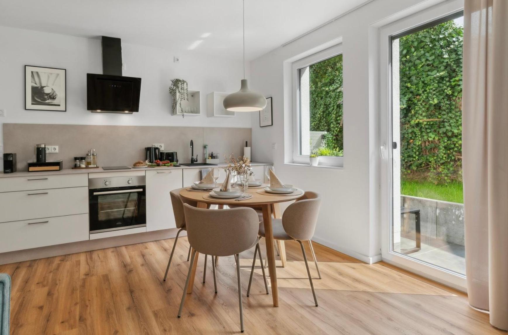 Deluxe Apartment In Bielefeld City Mit Parkplatz Und Terrasse Kültér fotó
